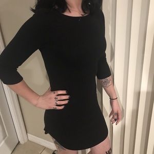 Black tight mid-sleeve dress